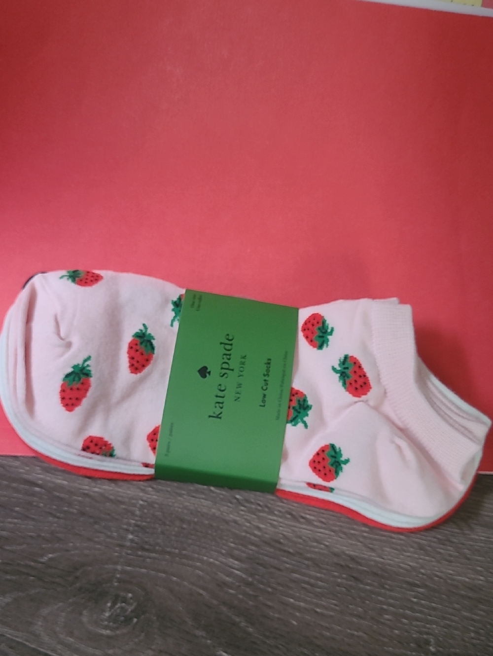 Kate Spade pink low-cut socks with strawberry print You will Get3 Pairs Of Socks